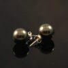Oorbellen met reuzen parel zwart
